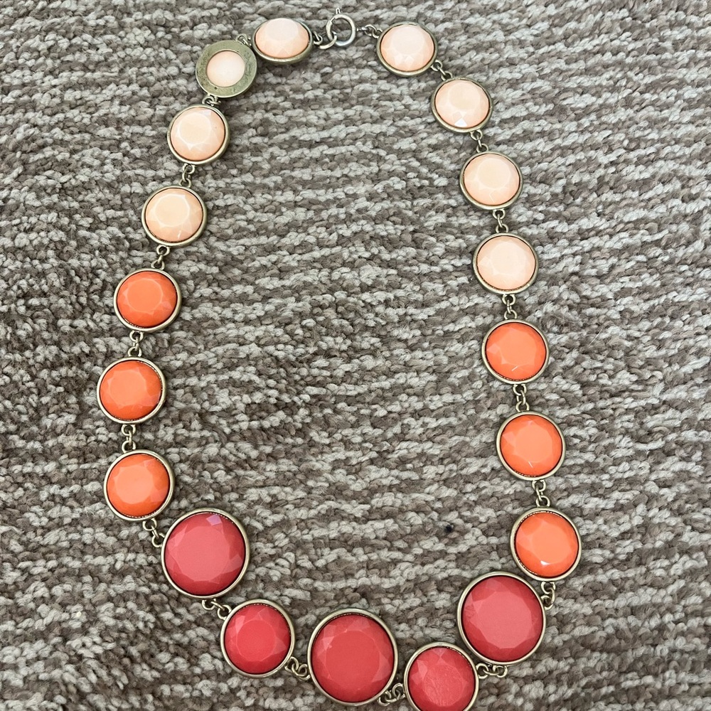 Multi-color necklace